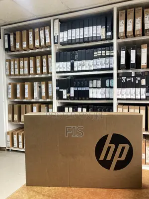 New Laptop HP 14-ep0063 8GB Intel Core Ultra 5 SSD 512GB
