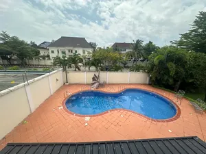 4bdrm Townhouse / Terrace in Dew Of Hermon, Banana Island for rent