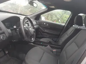 Ford Explorer 2018 Silver