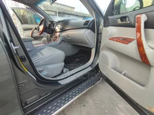 Toyota Highlander 2008 Gray