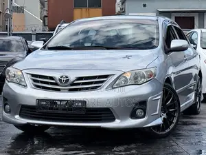 Toyota Corolla 2011 Silver