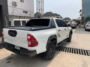 Hilux Both Cover Sliding Type Available