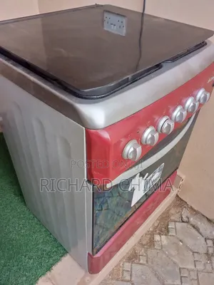Three Burner Gas Cooker With Oven and Grills