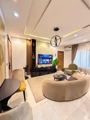 Luxurious One Bedroom Apartment