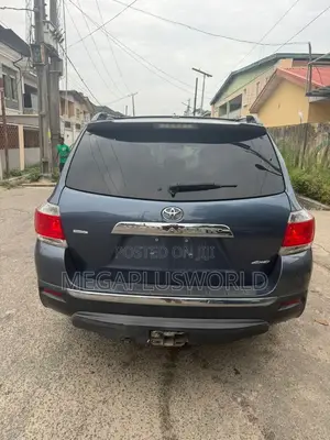 Toyota Highlander Limited 2012 Burgundy