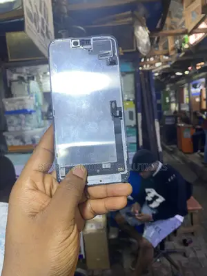 iPhone 16plus Follow Come Screen
