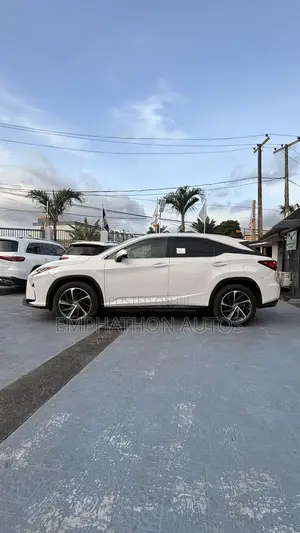 Lexus RX 350 FWD 2018 White