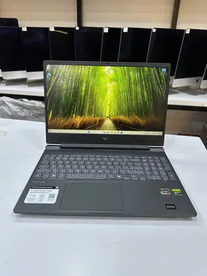 Laptop HP Victus 15 16GB AMD Ryzen 7 SSD 512GB