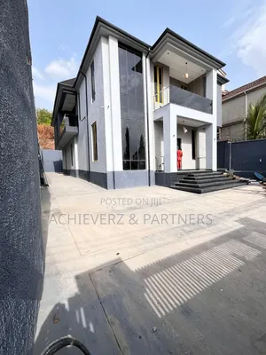 4bdrm Duplex in Apo Resettlement for sale