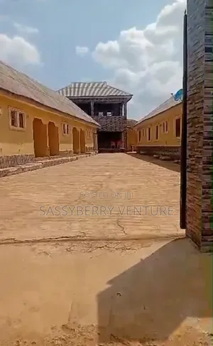 Furnished 16bdrm Apartment in Ado-Odo/Ota for sale
