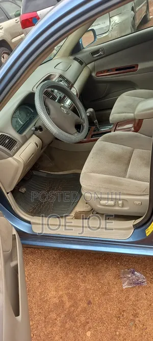 Toyota Camry 2004 Blue