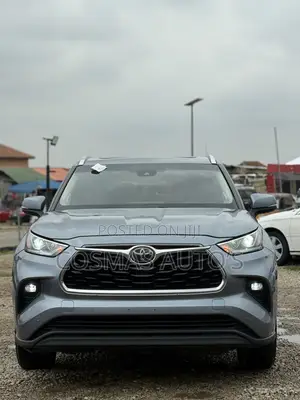Toyota Highlander 2020 Blue