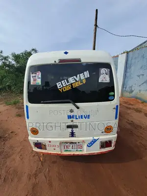 Bus 2015 White