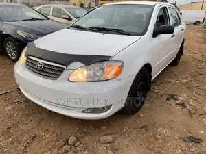 Toyota Corolla 2007 White