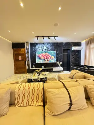 Luxurious 3 Bedroom Penthouse