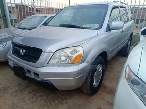 Honda Pilot 2005 Silver