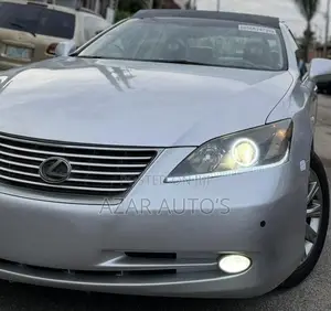Lexus IS 2009 Red