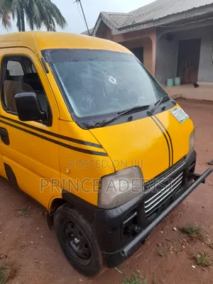 Suzuki APV Minibus 2005 Yellow