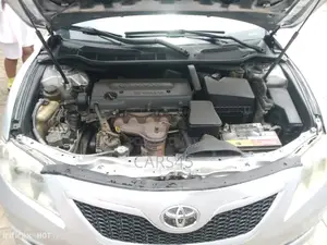 Toyota Camry 2009 Silver