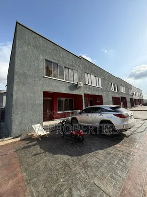 3bdrm Duplex in Ibadan for sale