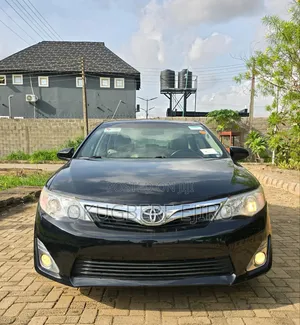 Toyota Camry XLE V6 4dr Sedan (3.5L 6cyl 6A) 2013 Black