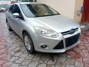 Ford Focus 2013 Silver