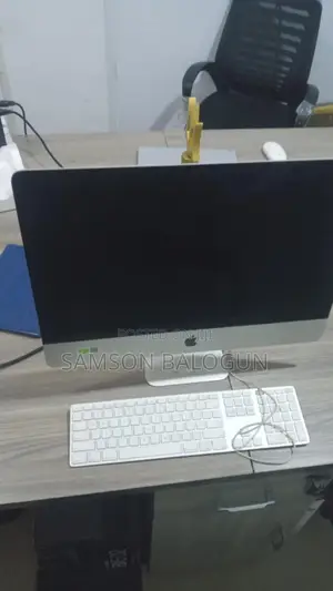 iMac 21.5 inches