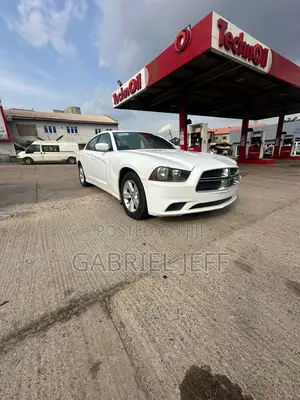 Dodge Charger 2013 White