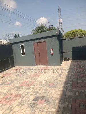 Furnished 1bdrm Block of Flats in Ilupeju Industrial Estate for rent