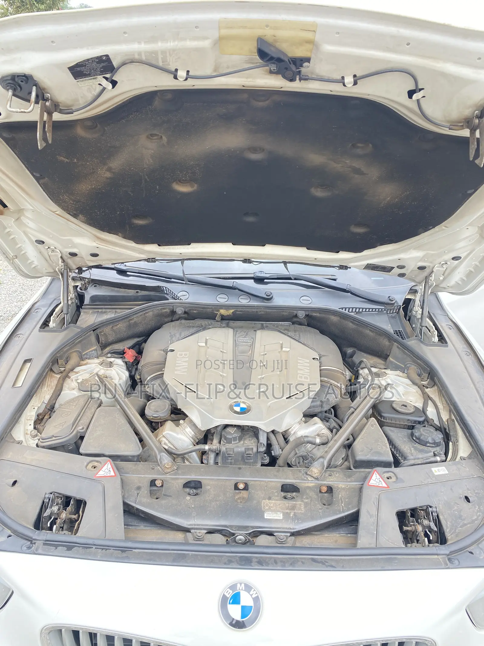 BMW 550i 2011 White