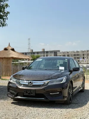 Honda Accord Touring 4dr Sedan FWD (3.5L 6cyl 6A) 2016 Brown