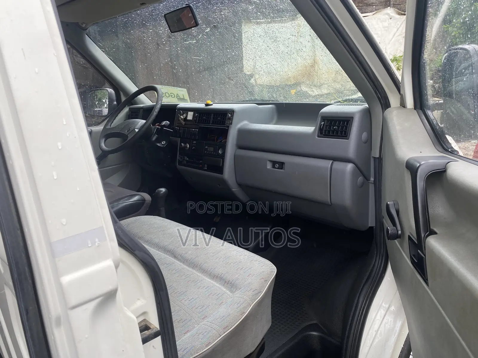 Volkswagen Transporter 2000 White