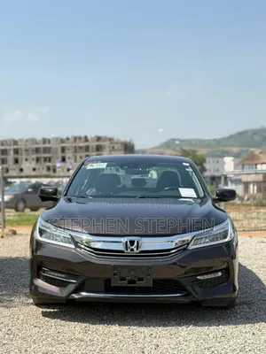 Honda Accord Touring 4dr Sedan FWD (3.5L 6cyl 6A) 2016 Brown