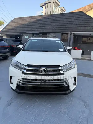 Toyota Highlander Limited V6 4x2 (3.5L 6cyl 6A) 2016 White