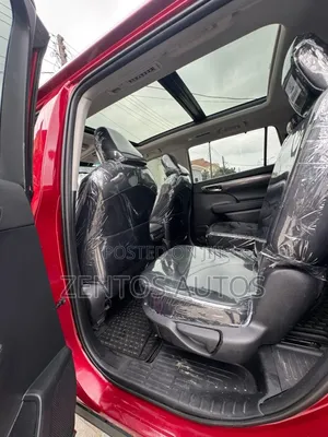 Toyota Highlander Platinum 2021 Red