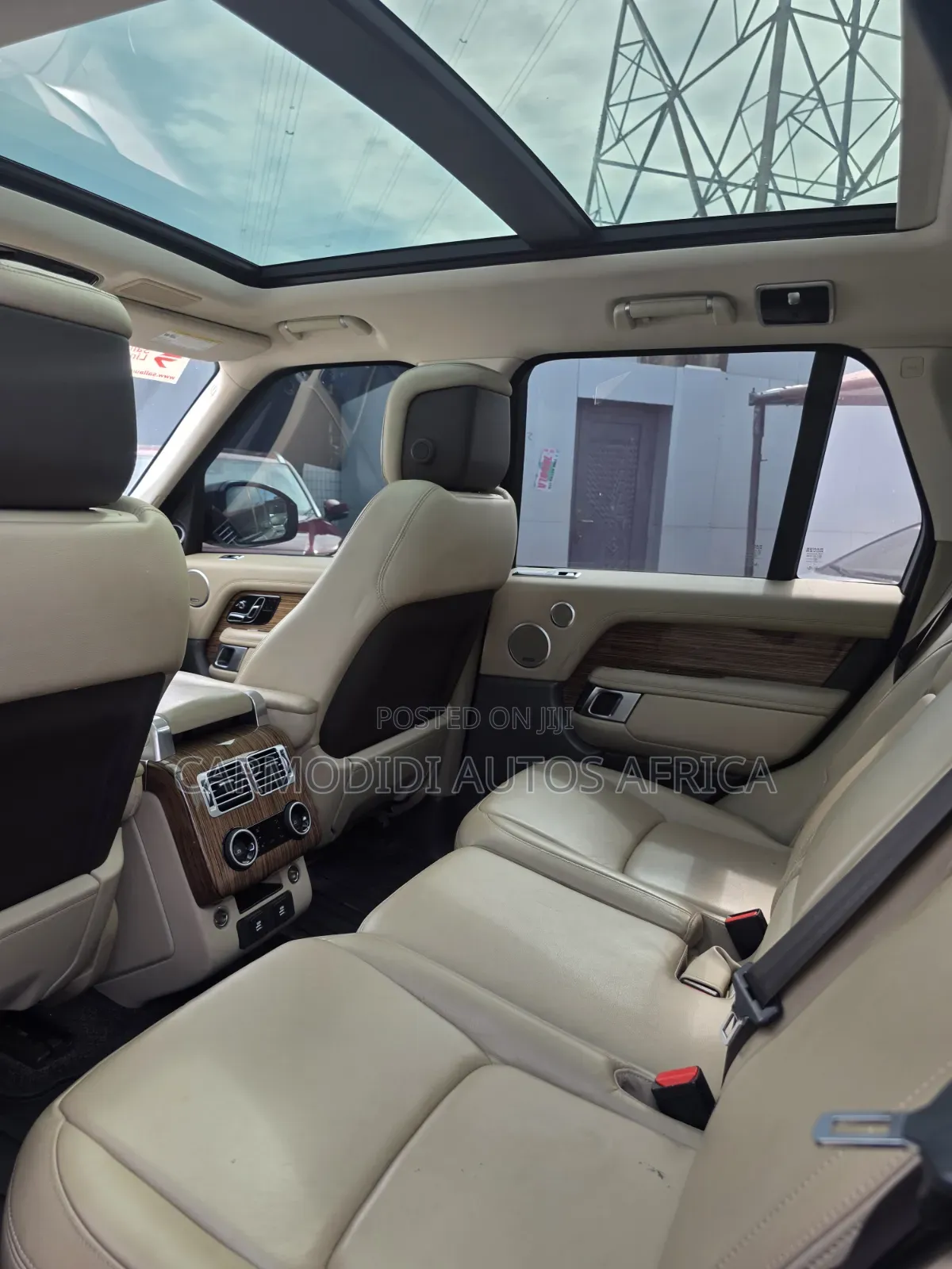 Land Rover Range Rover Vogue 2020 Gold