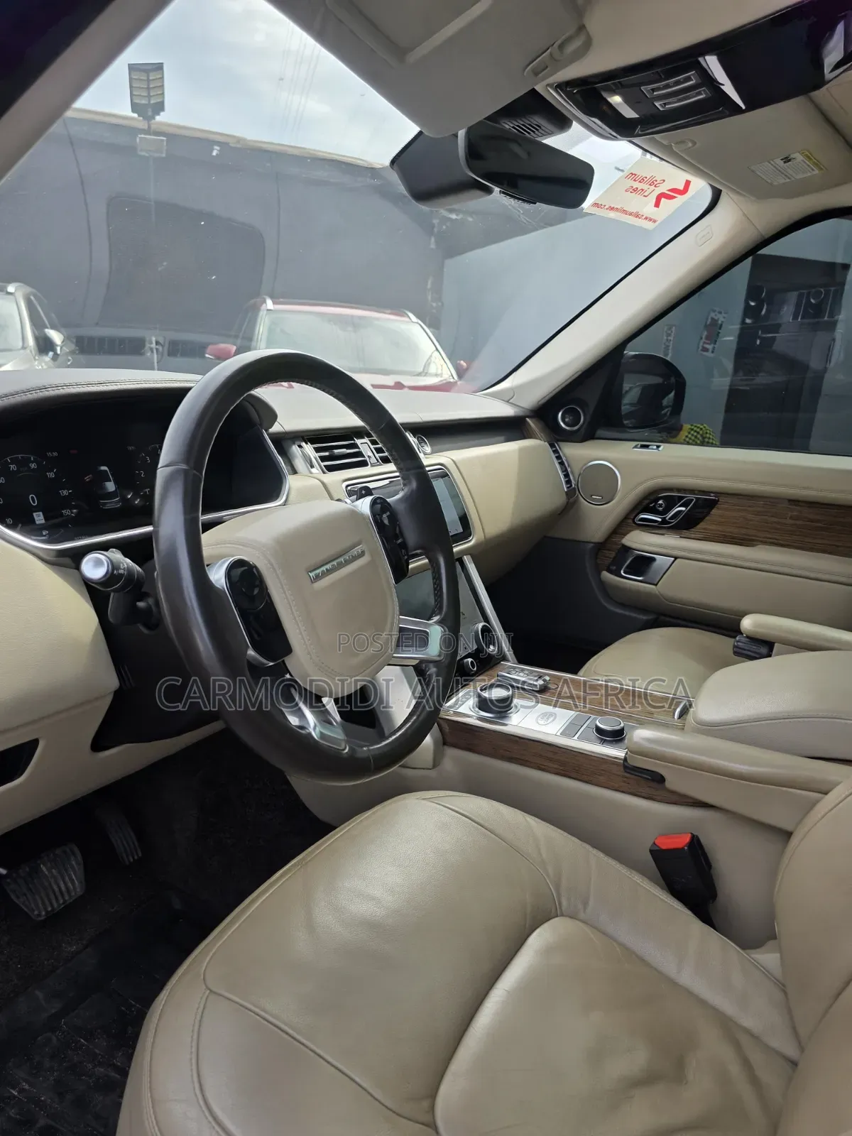 Land Rover Range Rover Vogue 2020 Gold