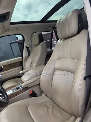 Land Rover Range Rover Vogue 2020 Gold