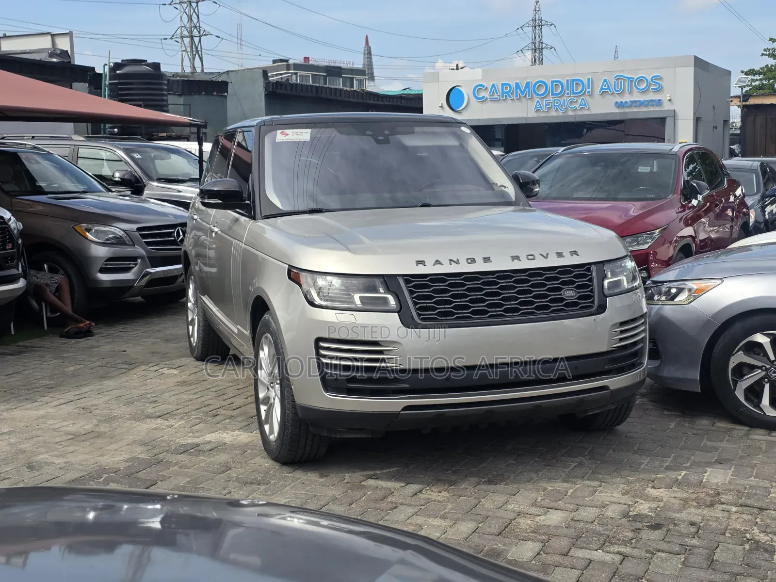 Land Rover Range Rover Vogue 2020 Gold