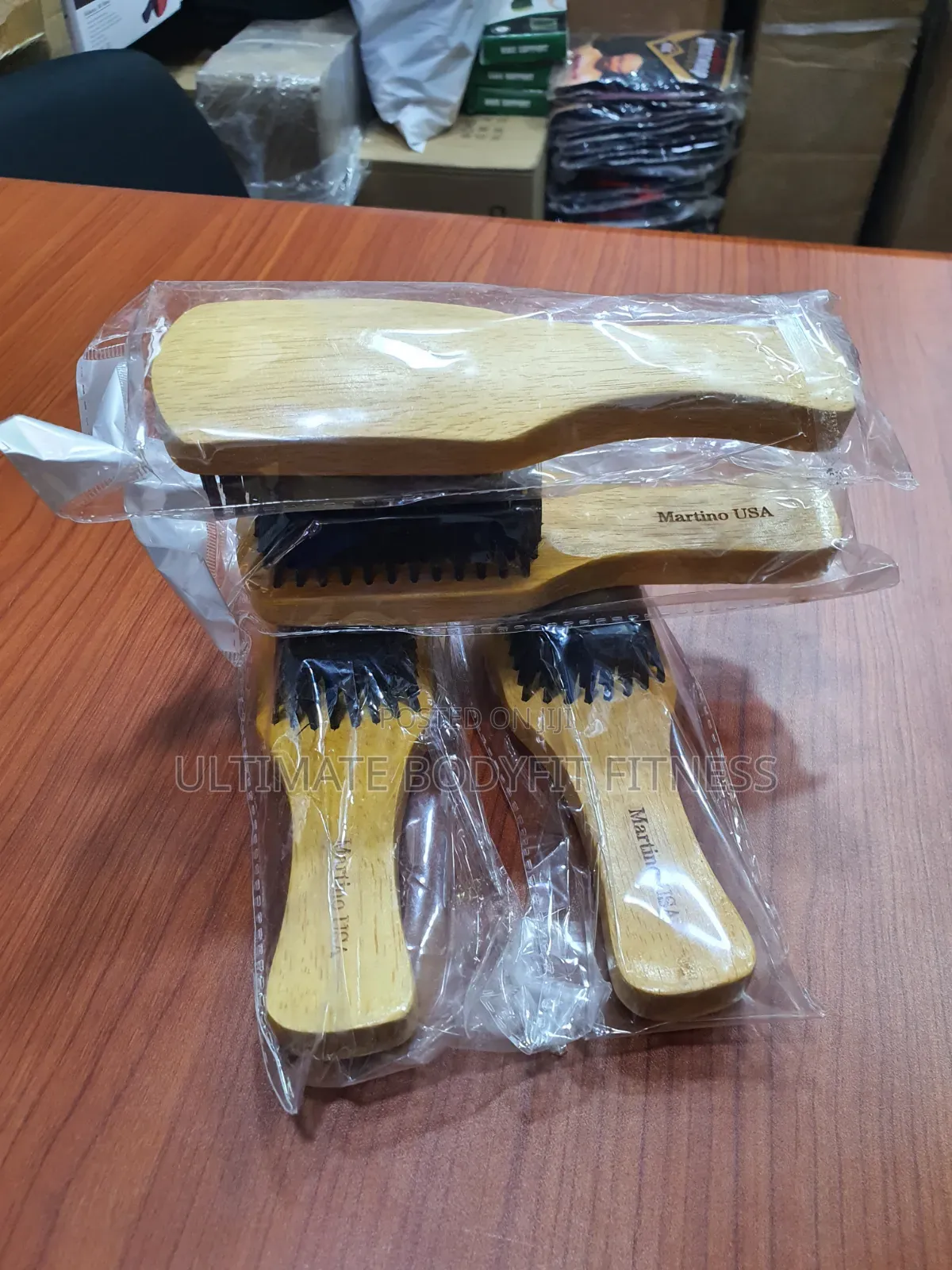 Brand New Wooden Handle Barber Brush