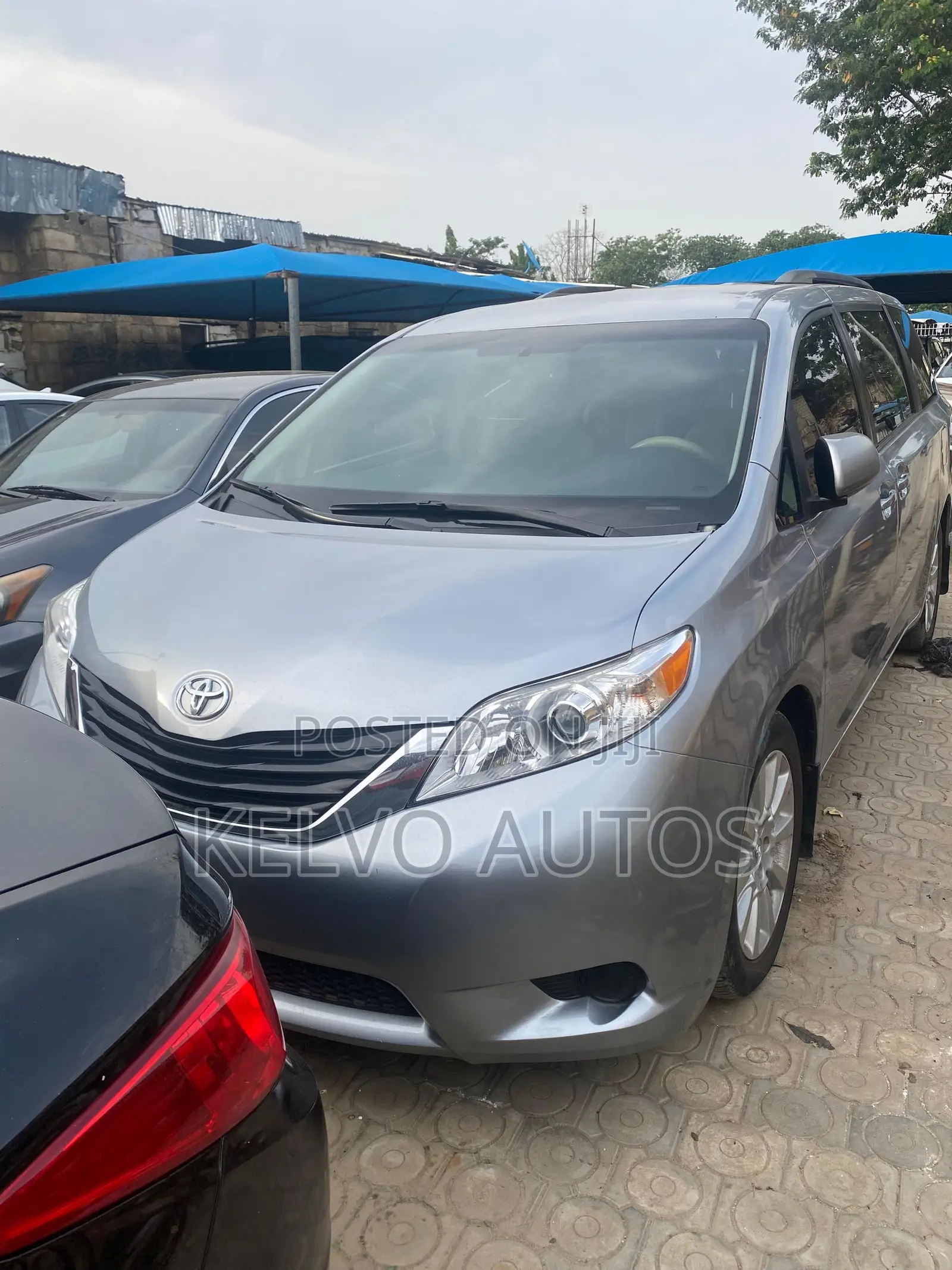 Toyota Sienna 2014 Gray