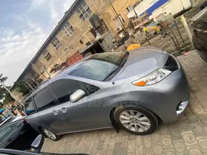 Toyota Sienna 2014 Gray