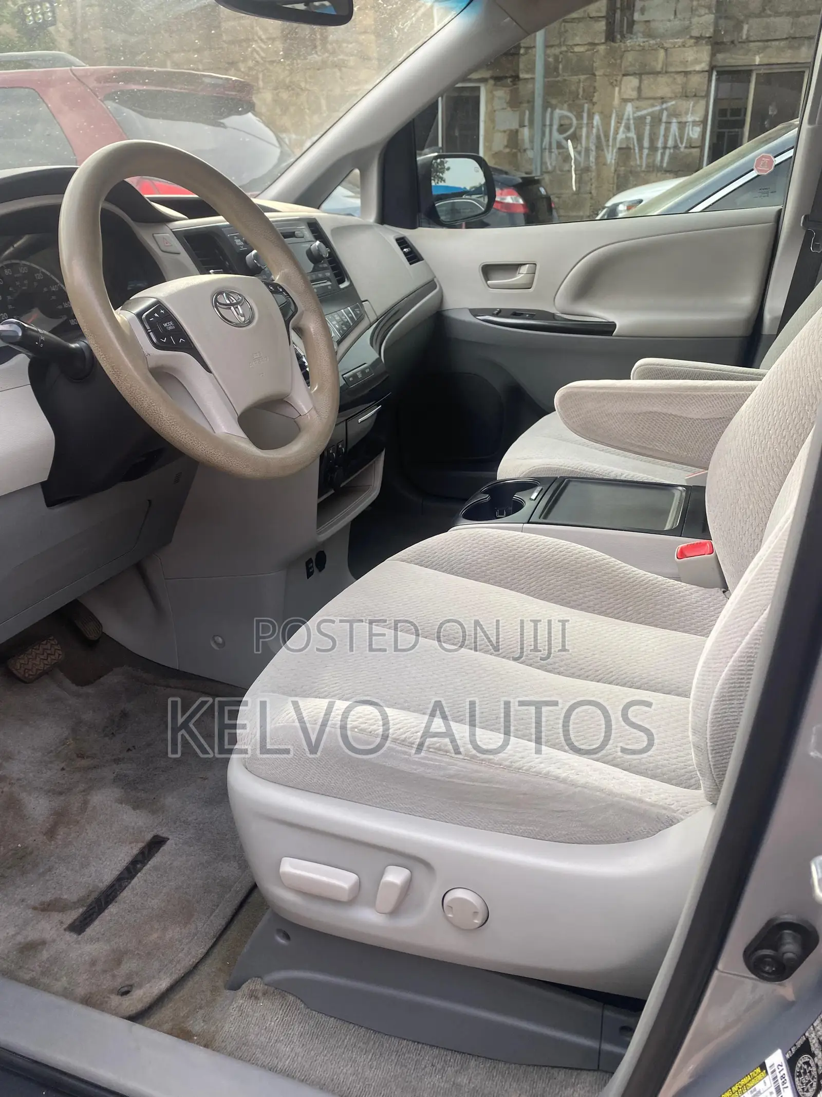 Toyota Sienna 2014 Gray