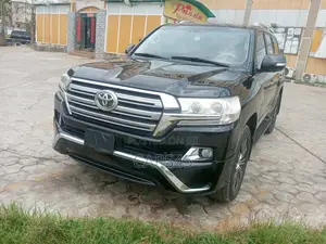 Toyota Land Cruiser 2014 Black