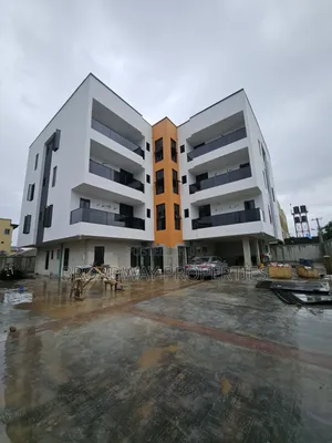 3bdrm Apartment in Ikeja Gra for sale