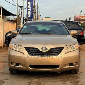 Toyota Camry 2008 Gold