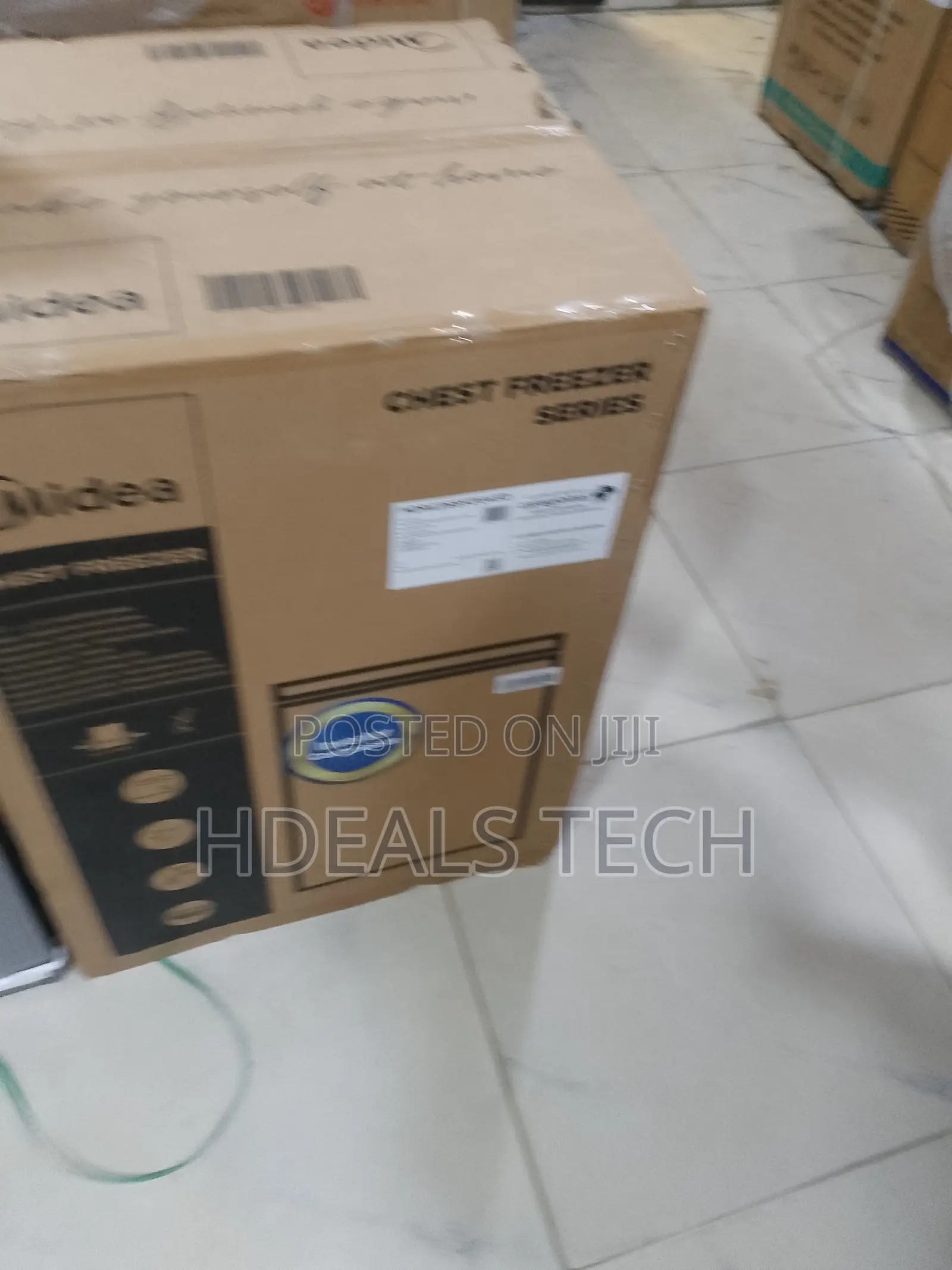 Midea Deep Freezer With Powerful Compressor and Quiet Cooling System