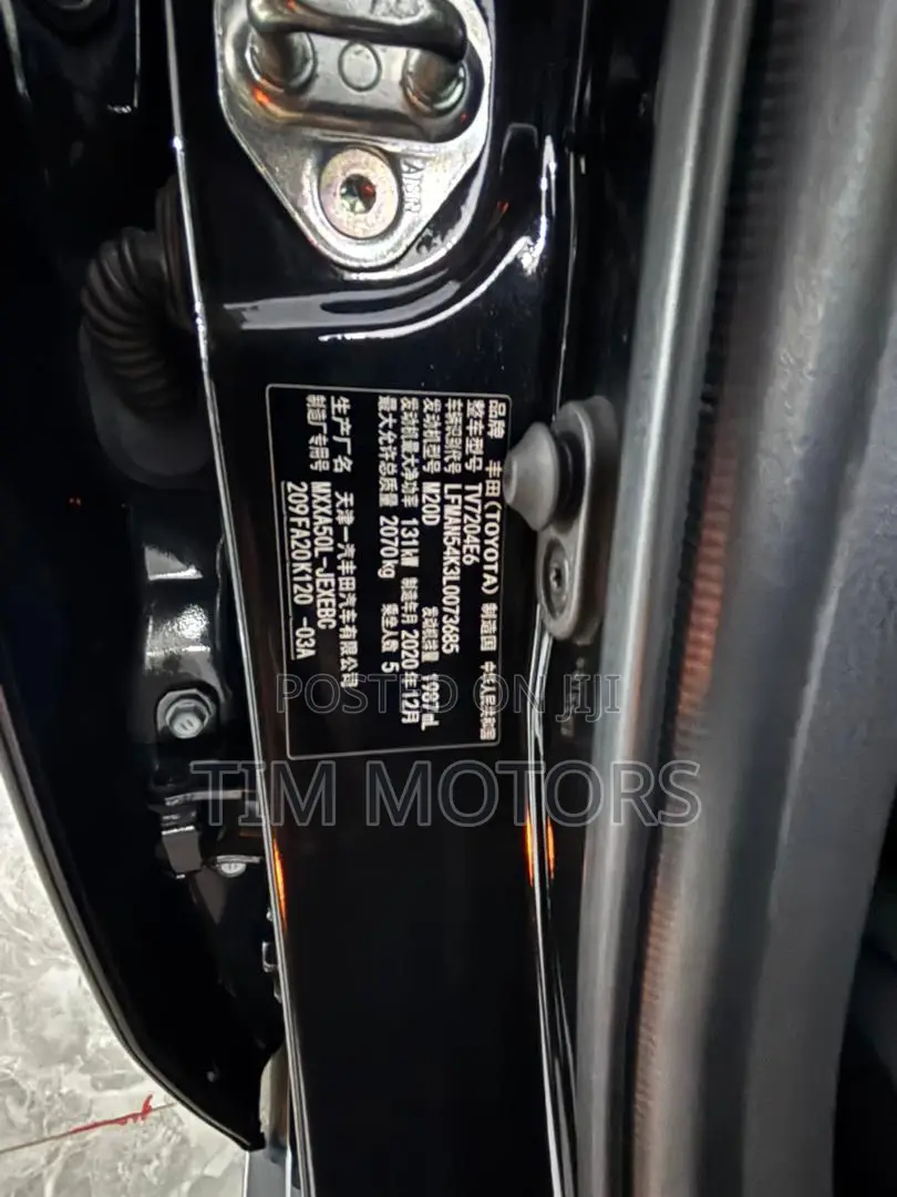 Toyota Avalon Limited 2021 Black
