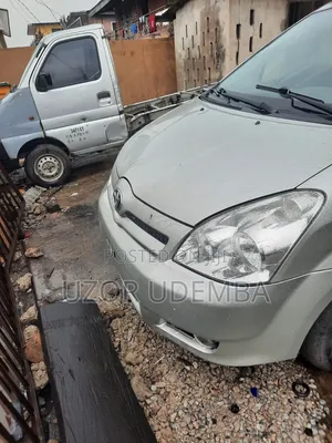 Toyota Corolla Verso 1.6 2007 Silver