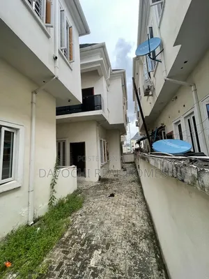 1bdrm Apartment in Ikota for rent